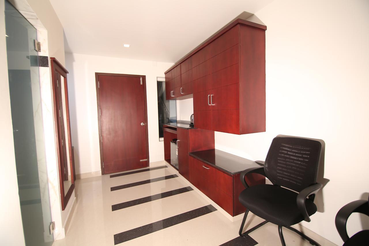 Omnest Hotel Kochi Luaran gambar